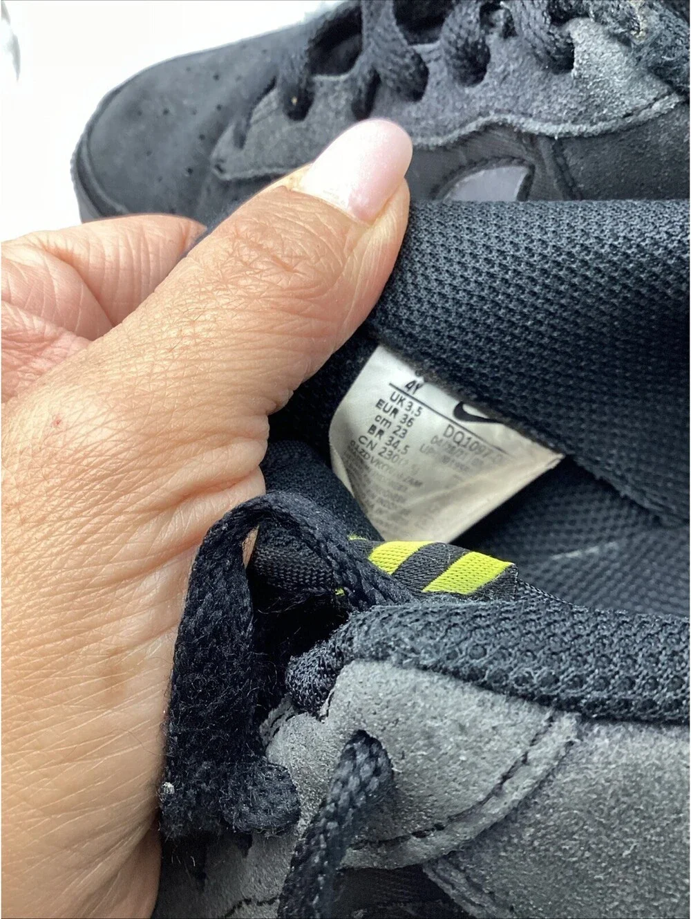 Size 4 (GS) - Nike Air Force 1 Low Cut Out Swoosh - Smoke Grey
